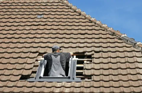 Pose de velux - Saint-Martin-des-Entrées
